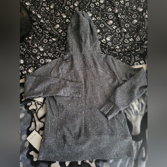 Lululemon scuba hoodie rare  speckled black, size 14. NWT. - Picture 9 of 12